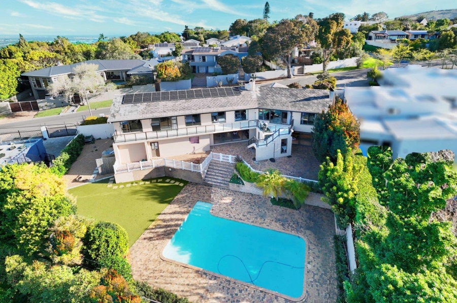 4 Bedroom Property for Sale in Welgemoed Western Cape
